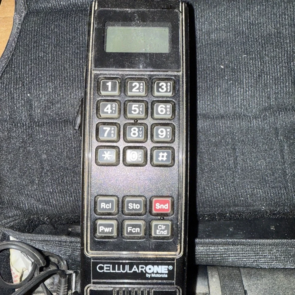 Vintage Motorola SCN2396A Cellular Mobile Bag Telephone Phone Parts Only
